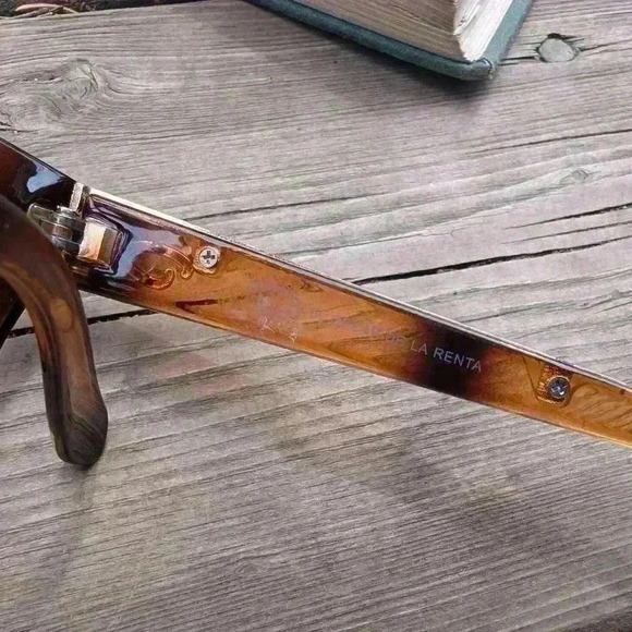 Vintage Oscar de la Renta  sunglasses - Picture 9 of 10